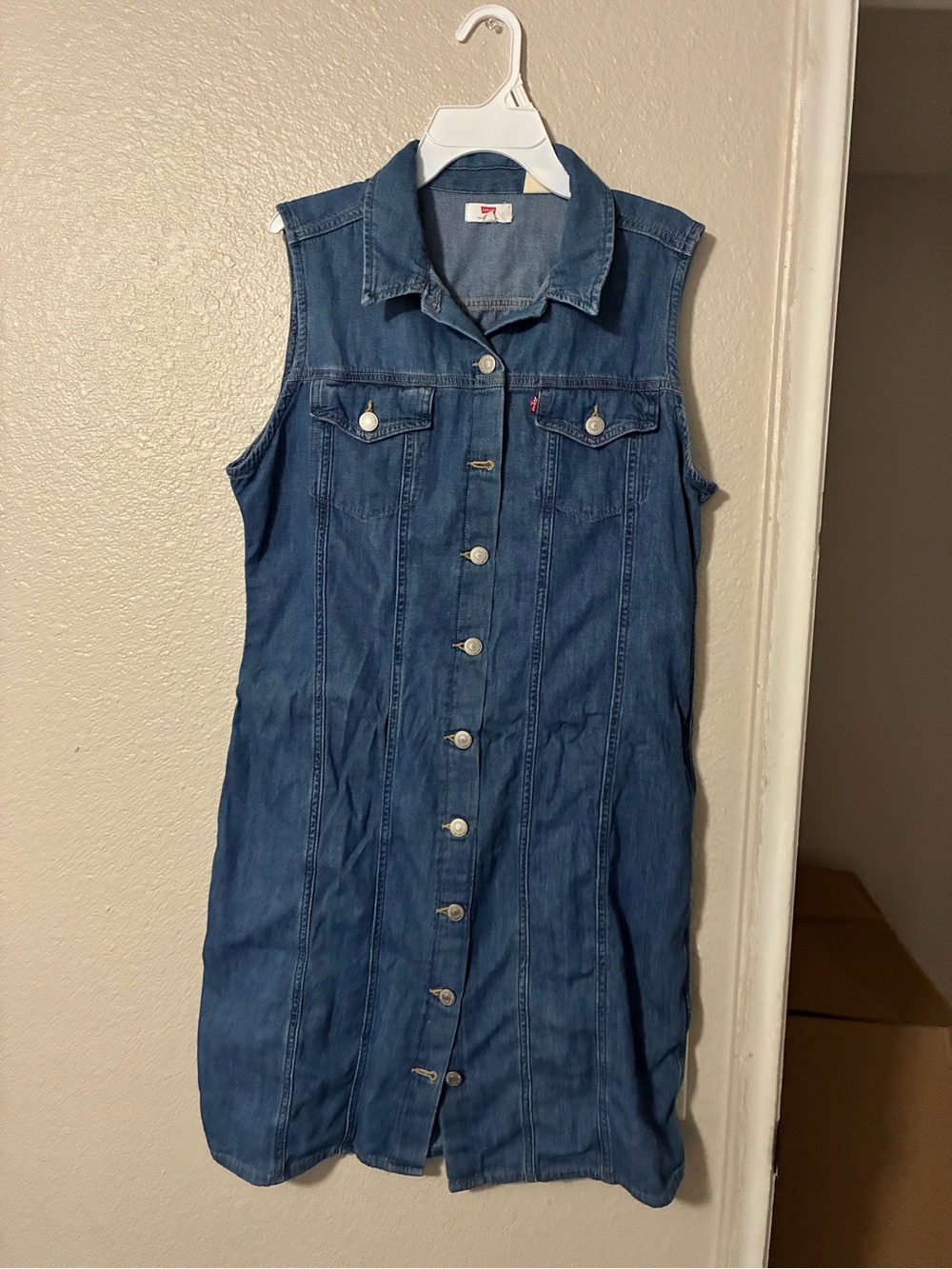 Levi's Denim Sleeveless Button-Front Dress in Blue